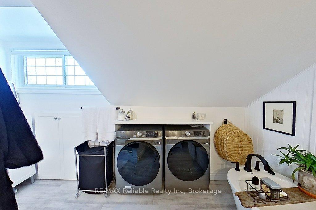 Photo 39 of 38 Catherine Street, Bluewater, Bayfield — HOMEH