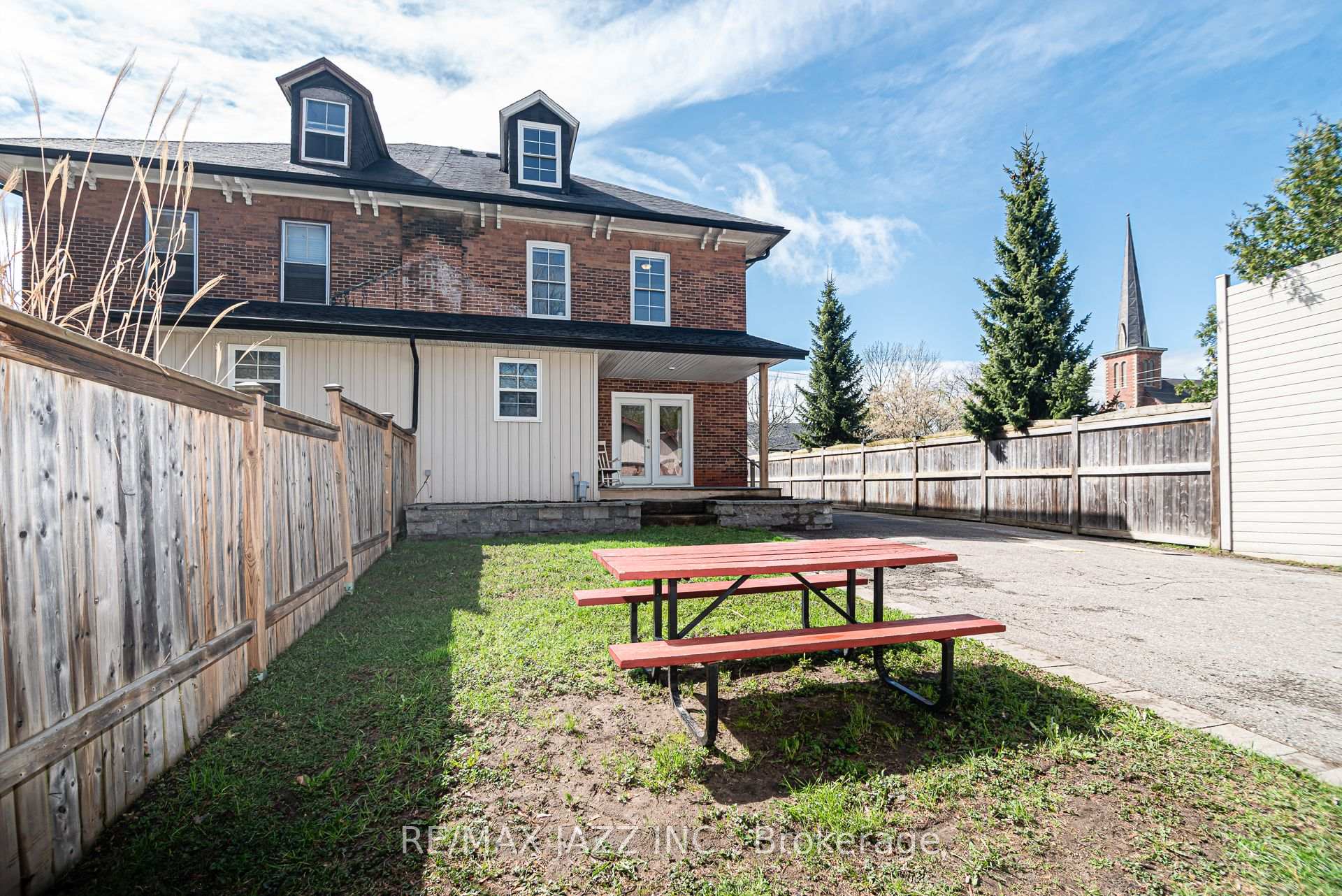 Photo 19 of 28 Emily Street E, Clarington, Newcastle — HOMEH