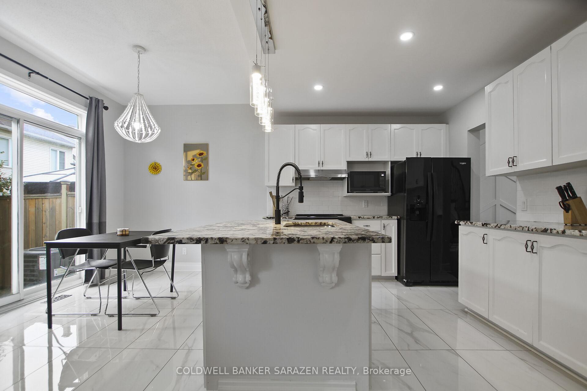 Photo 18 of 399 Stoneway Drive, Ottawa, Barrhaven East — HOMEH