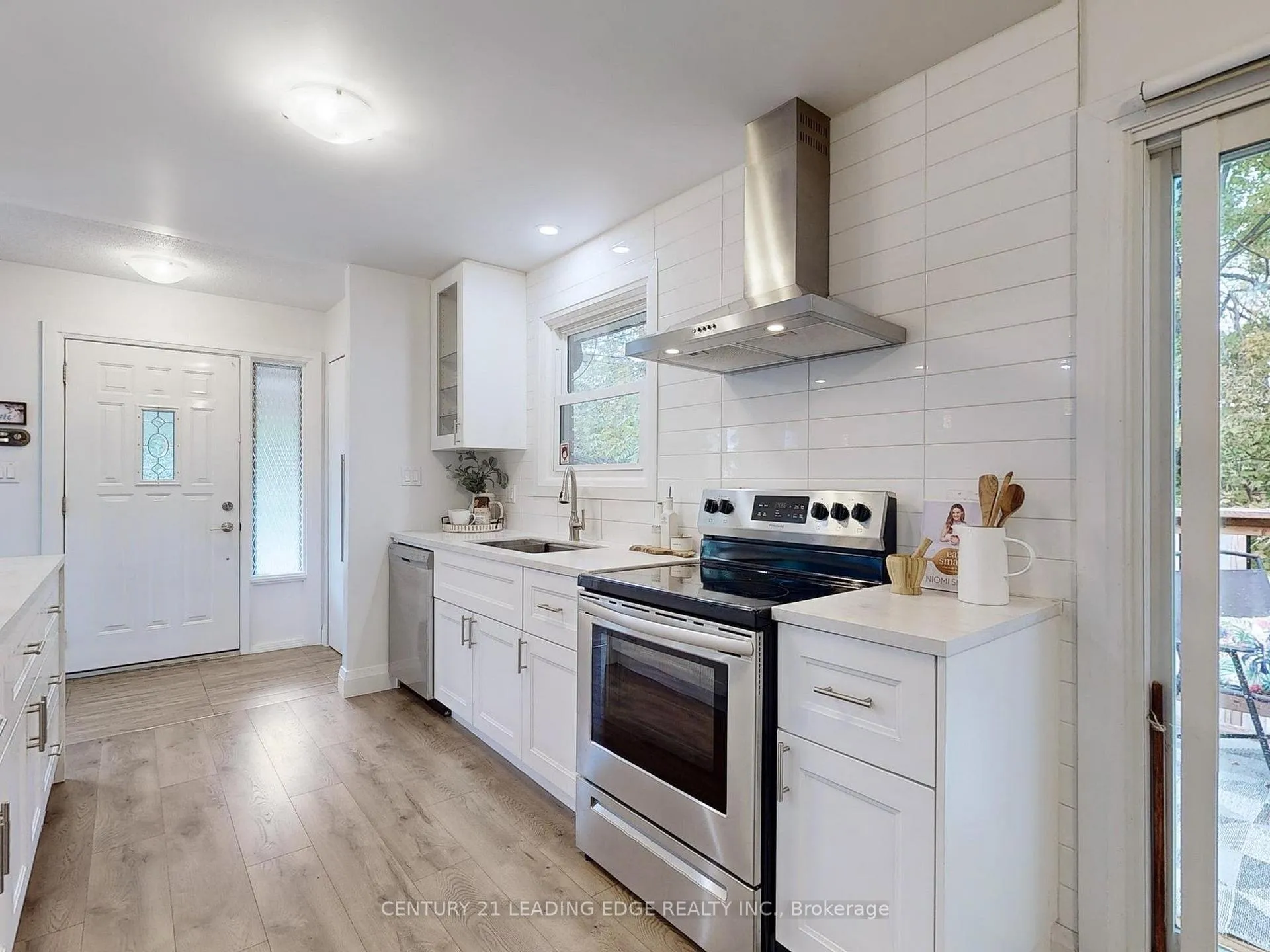 Photo 6 of 49 Quigley Road, Hamilton, Vincent — HOMEH