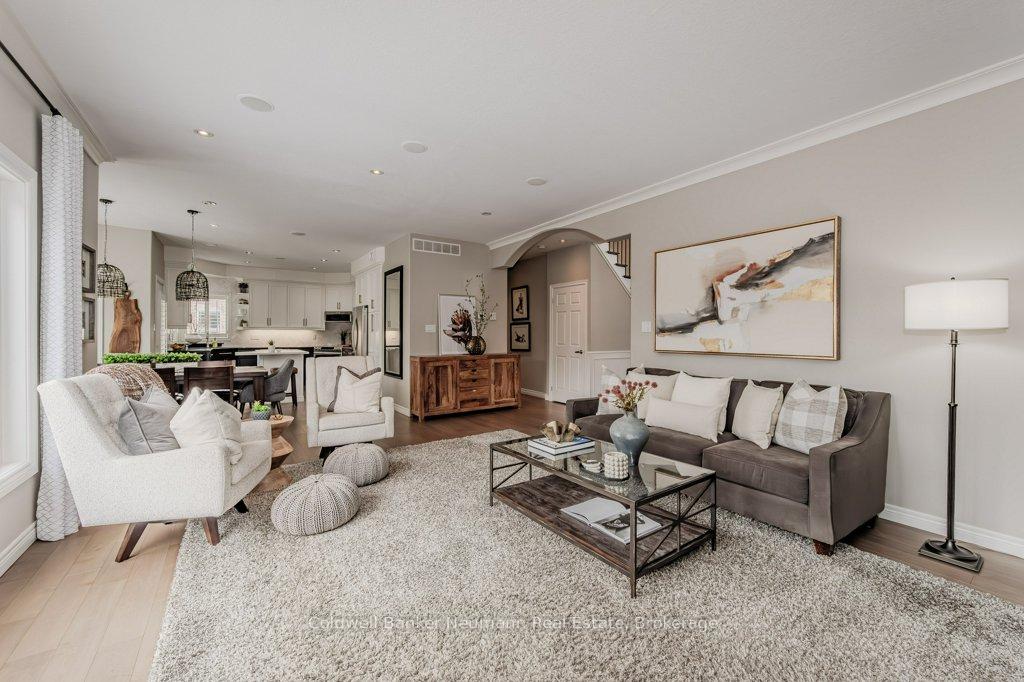 Photo 11 of 305 Farley Drive, Guelph, Pineridge/Westminster Woods — HOMEH