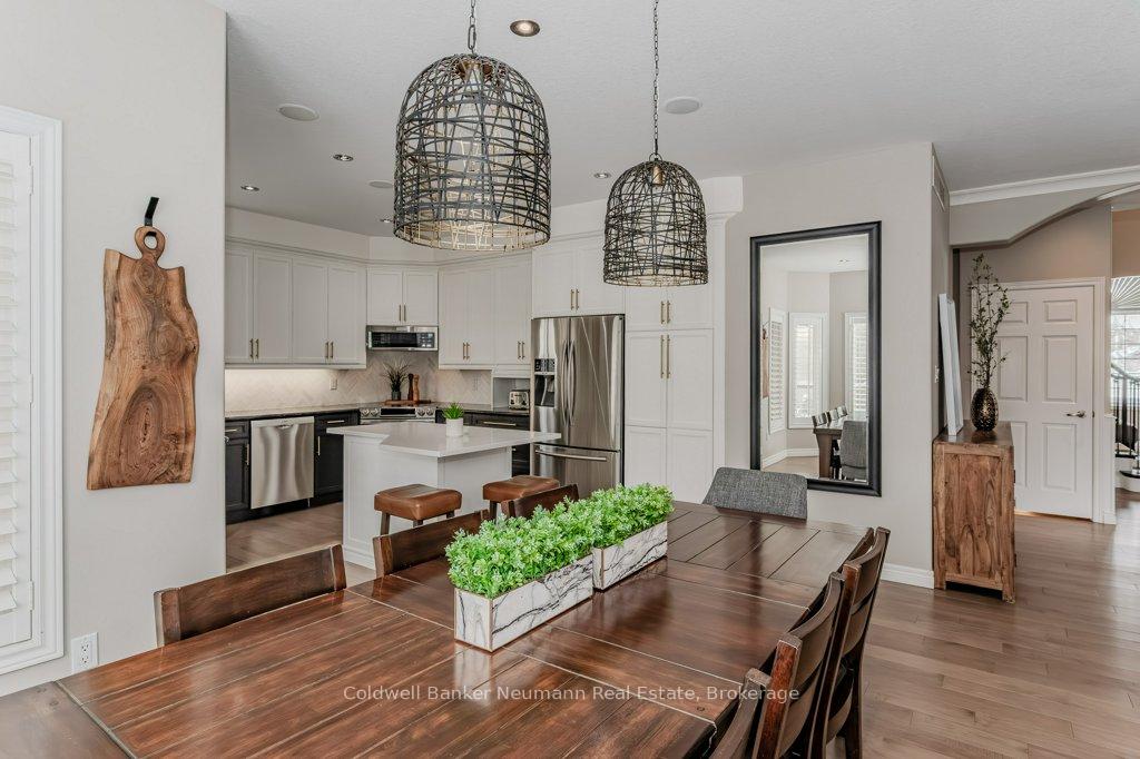 Photo 14 of 305 Farley Drive, Guelph, Pineridge/Westminster Woods — HOMEH