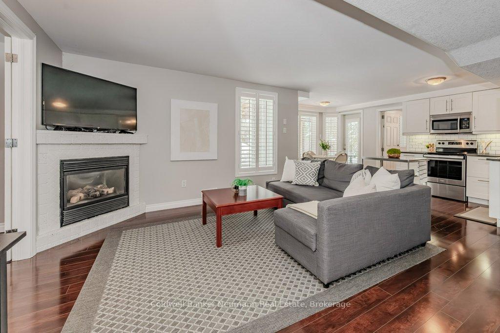 Photo 33 of 305 Farley Drive, Guelph, Pineridge/Westminster Woods — HOMEH