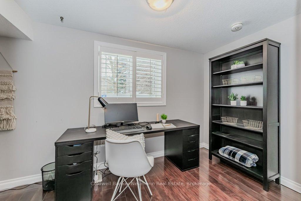Photo 35 of 305 Farley Drive, Guelph, Pineridge/Westminster Woods — HOMEH