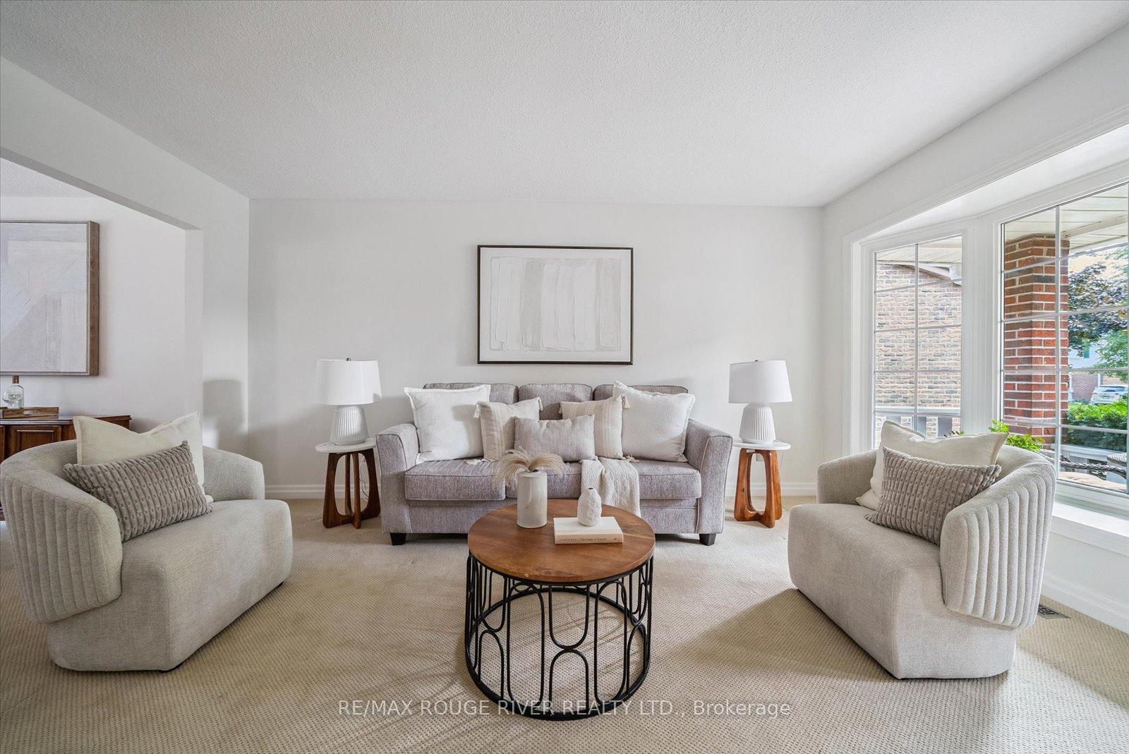 Photo 6 of 153 Walton Drive, Aurora, Aurora Village — HOMEH