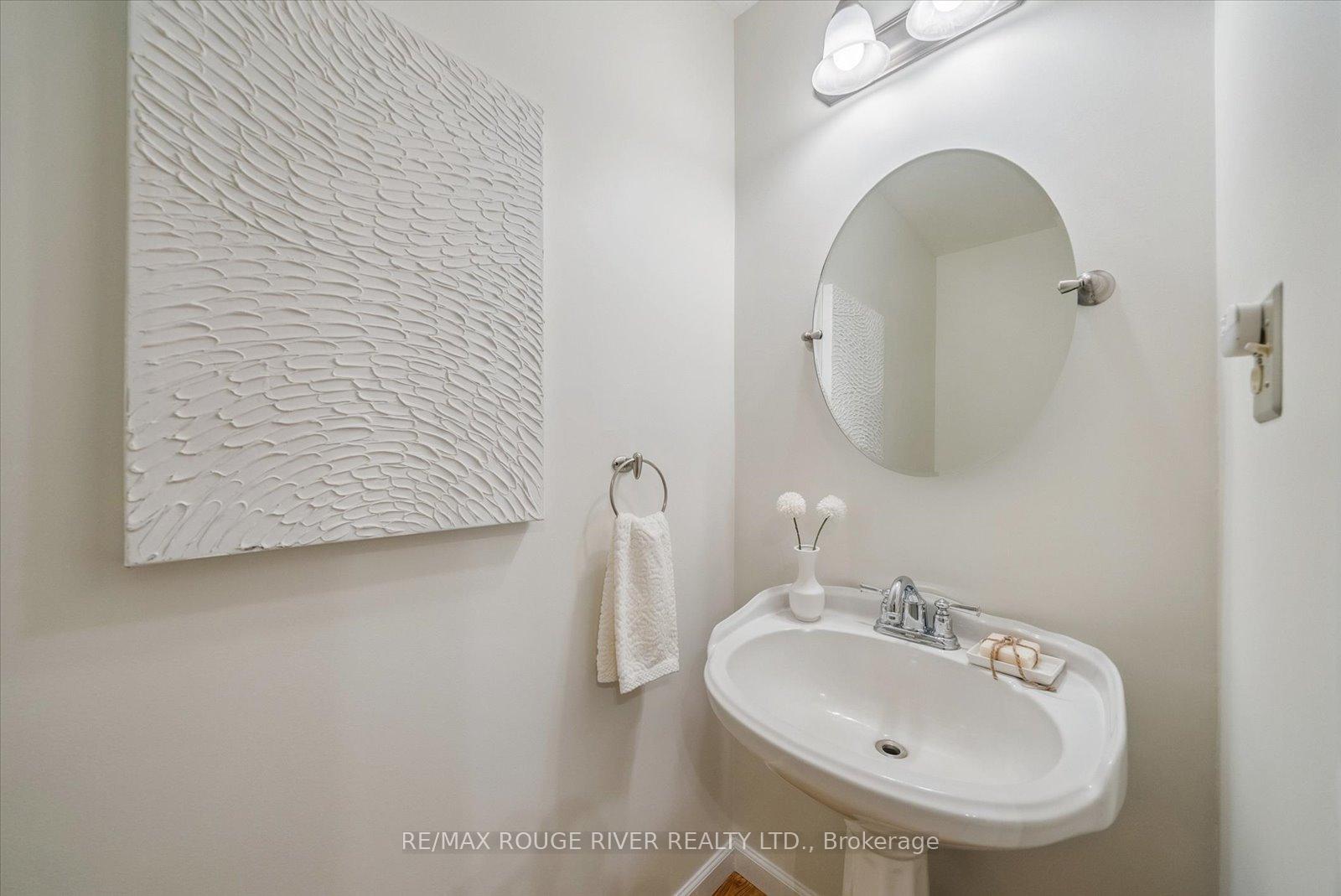Photo 19 of 153 Walton Drive, Aurora, Aurora Village — HOMEH