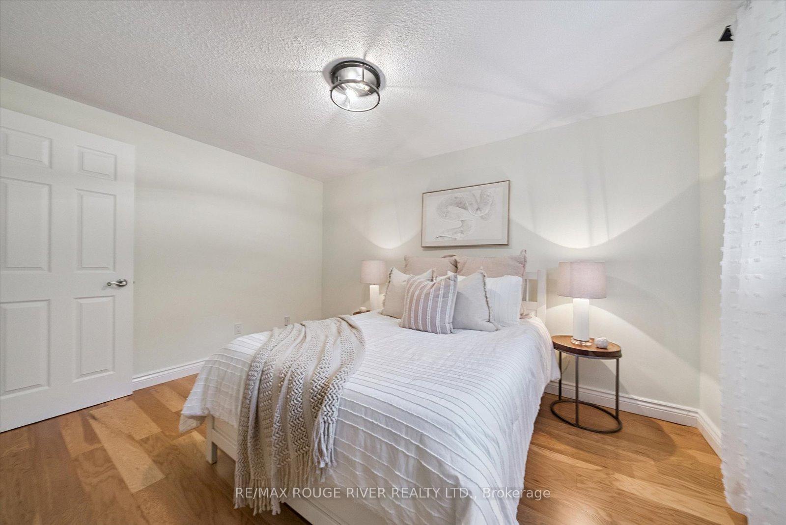 Photo 29 of 153 Walton Drive, Aurora, Aurora Village — HOMEH