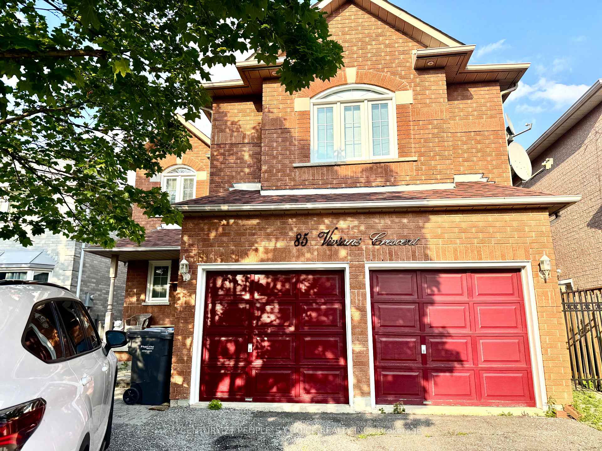 Front of 85 Vivians Crescent