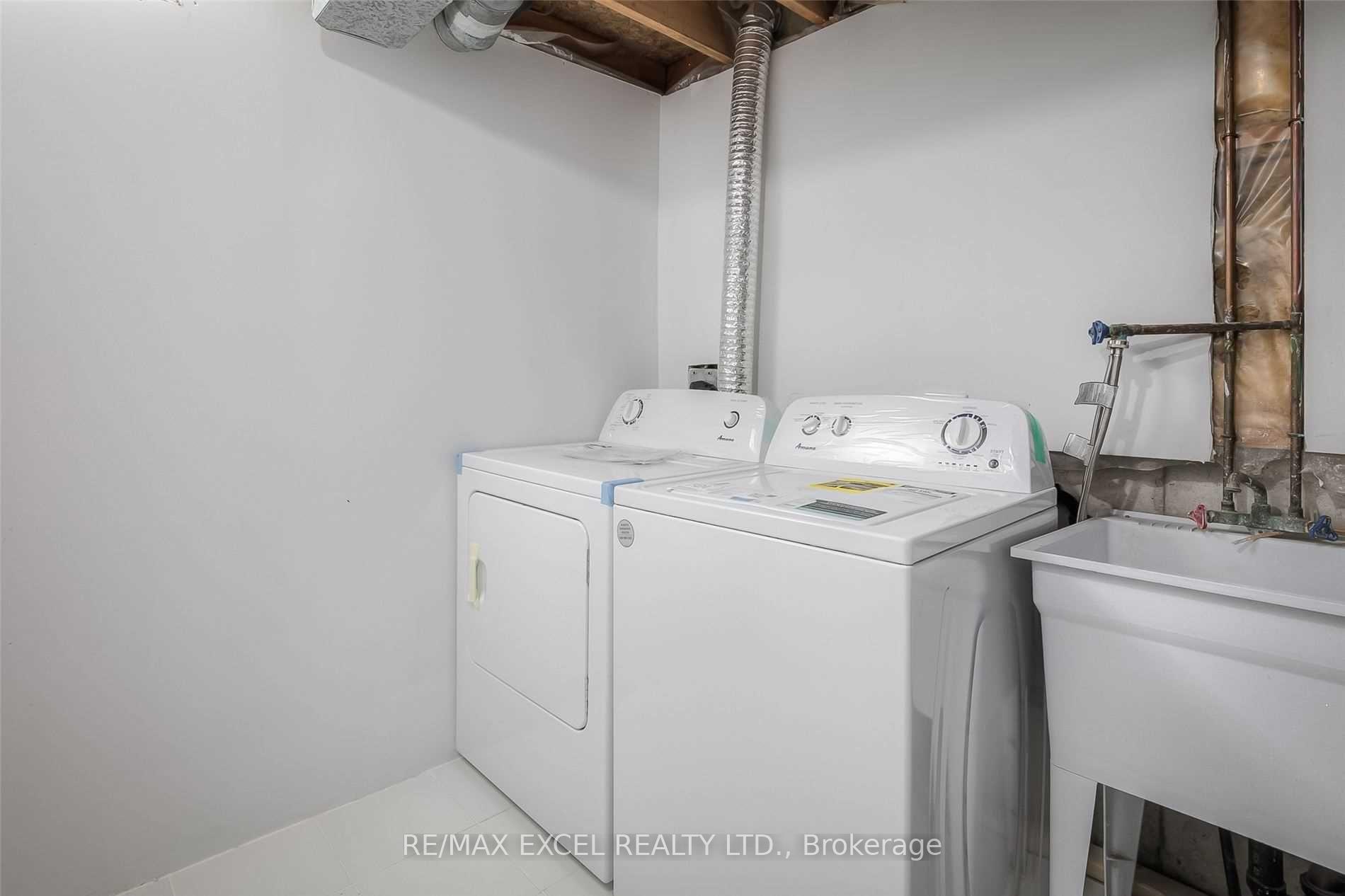 Photo 27 of 22 Weatherup Crescent, Barrie, West Bayfield — HOMEH
