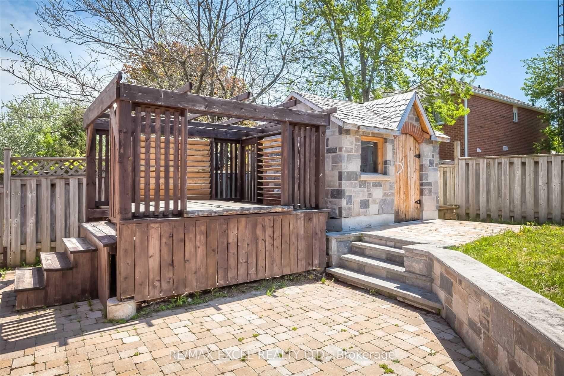 Photo 30 of 22 Weatherup Crescent, Barrie, West Bayfield — HOMEH