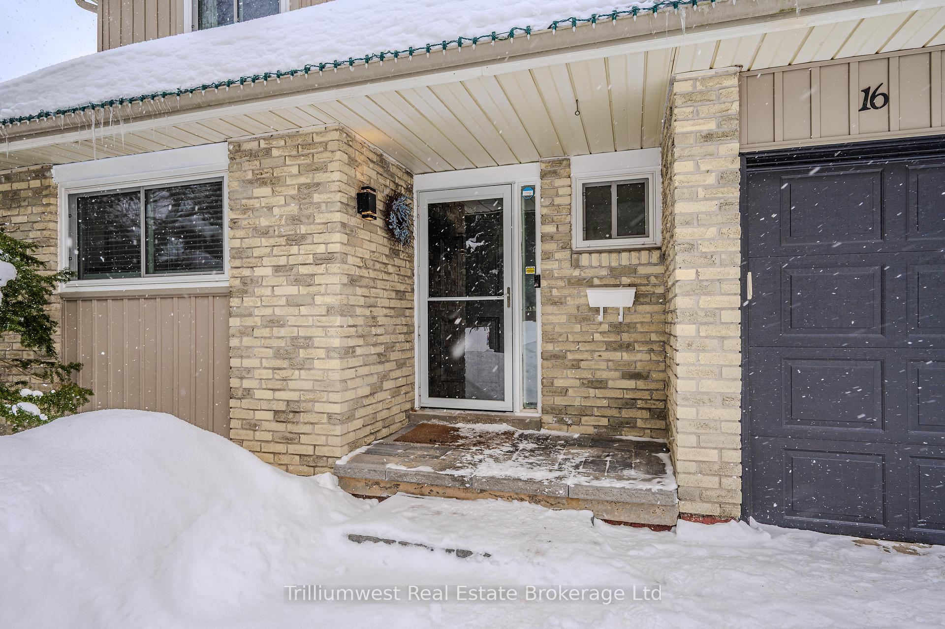 Photo 5 of 16 Woodridge Drive, Guelph, Willow West/Sugarbush/West Acres — HOMEH