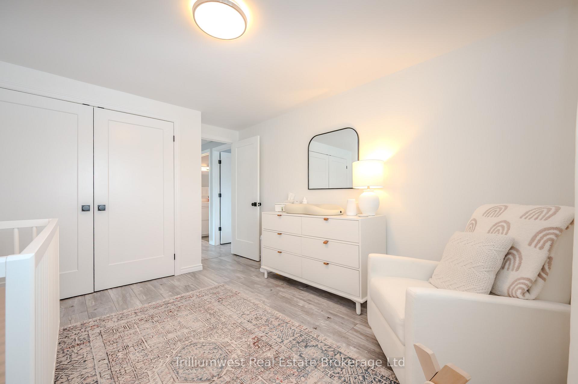 Photo 19 of 16 Woodridge Drive, Guelph, Willow West/Sugarbush/West Acres — HOMEH