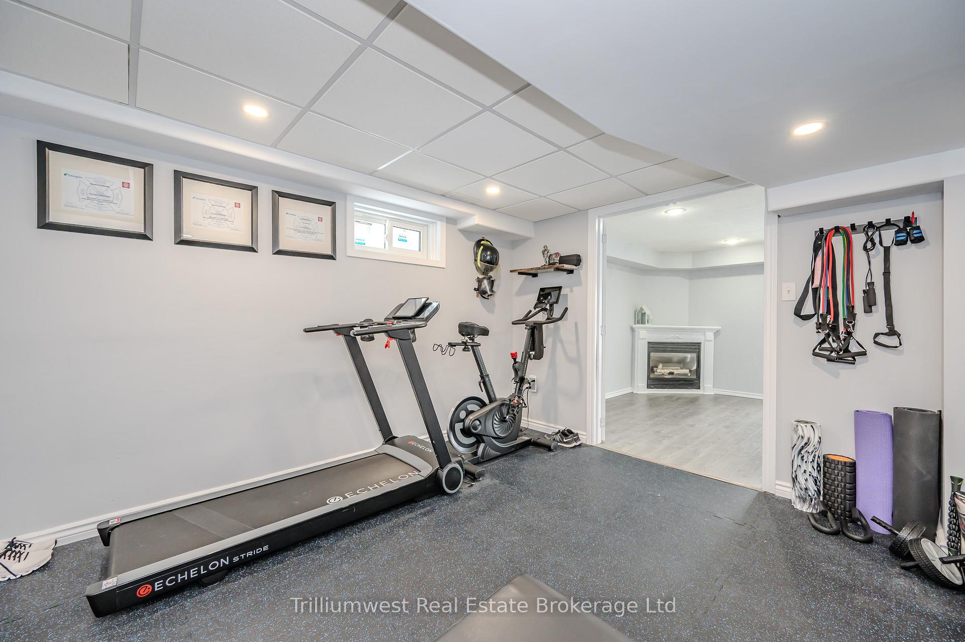 Photo 27 of 16 Woodridge Drive, Guelph, Willow West/Sugarbush/West Acres — HOMEH