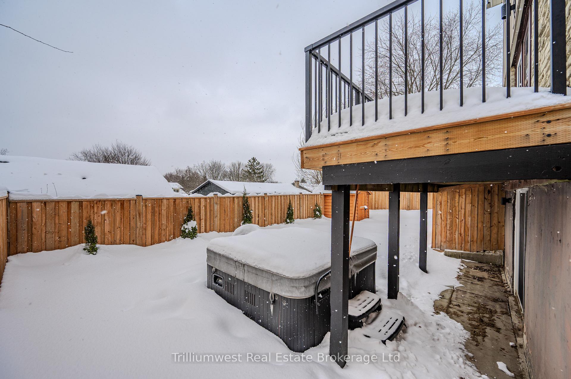 Photo 29 of 16 Woodridge Drive, Guelph, Willow West/Sugarbush/West Acres — HOMEH