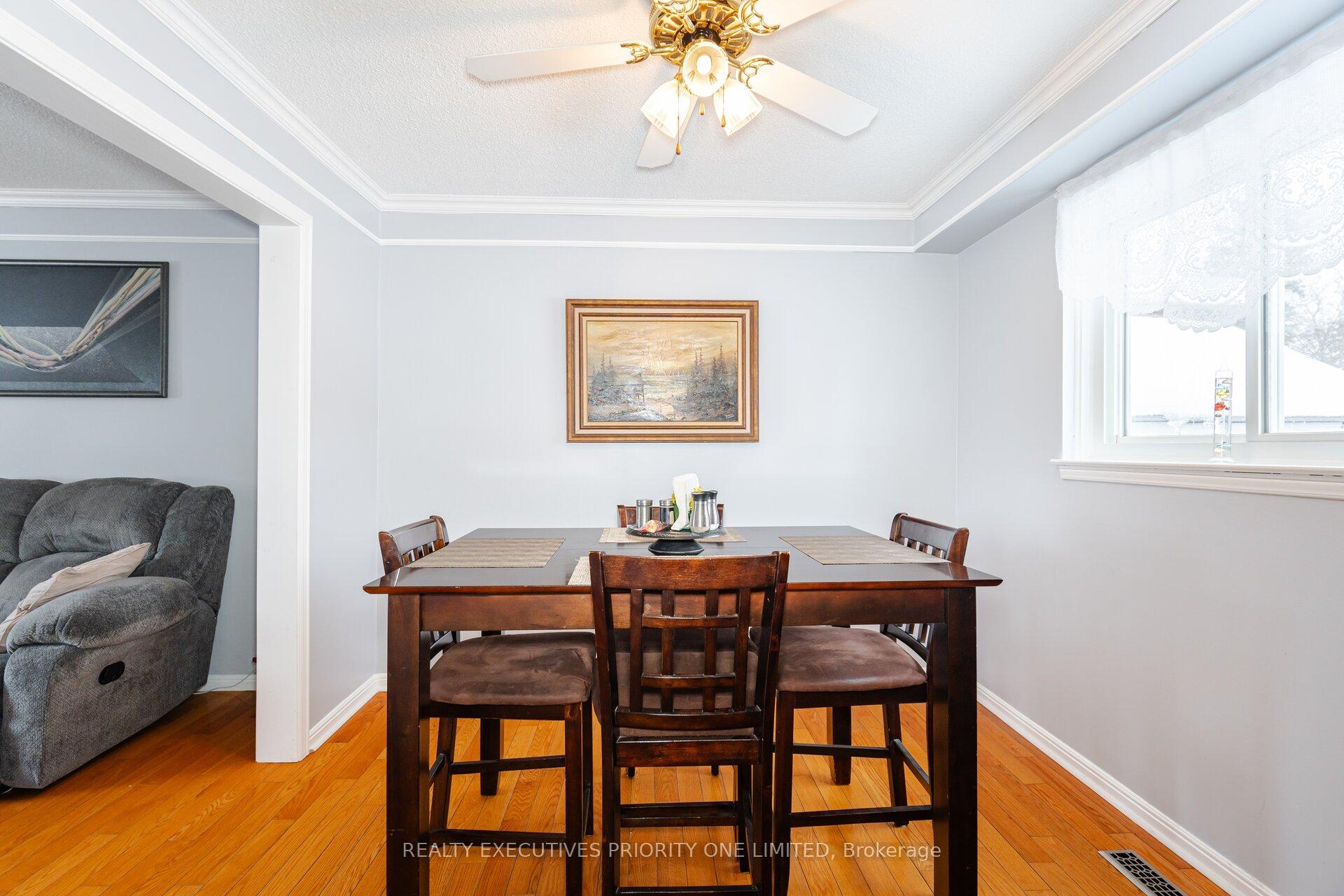 Photo 9 of 365 Kingsview Drive, Caledon, Bolton North — HOMEH