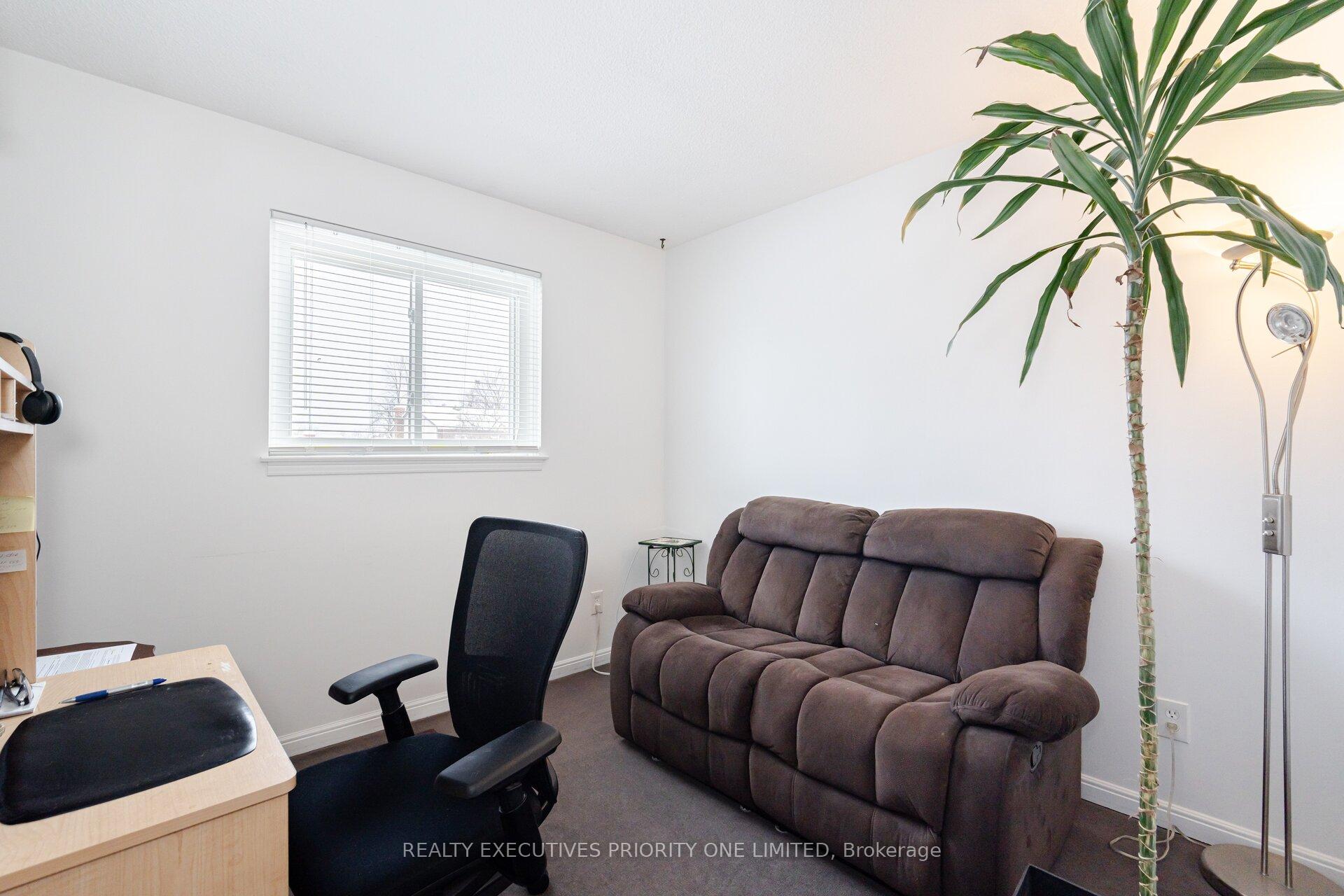 Photo 23 of 365 Kingsview Drive, Caledon, Bolton North — HOMEH