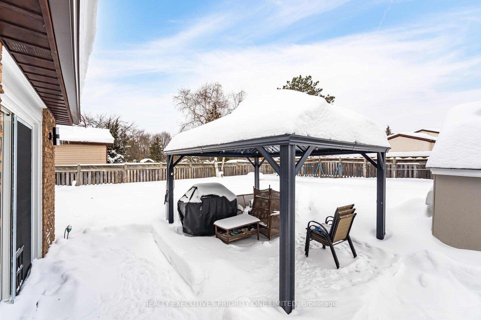 Photo 29 of 365 Kingsview Drive, Caledon, Bolton North — HOMEH