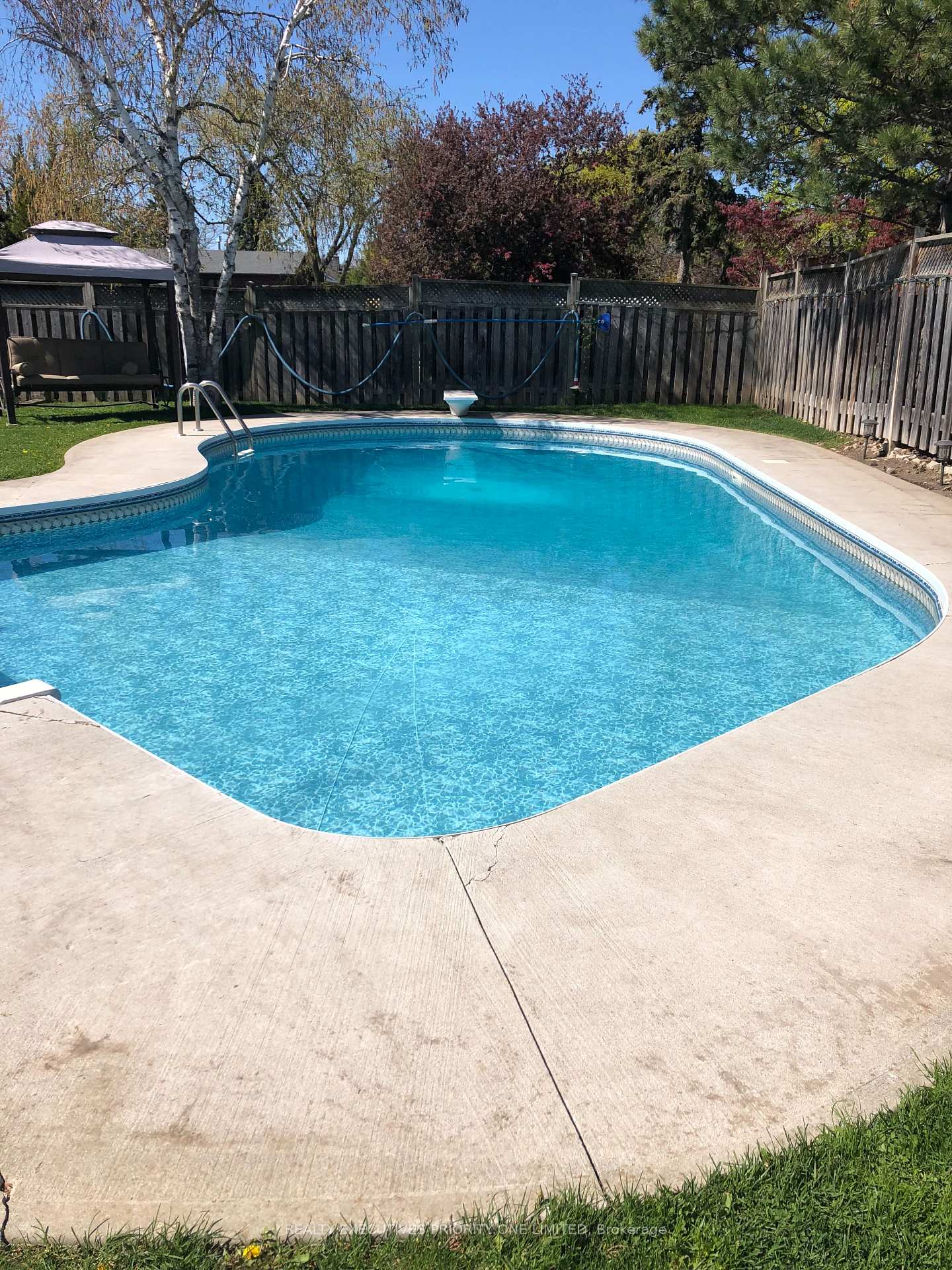 Photo 30 of 365 Kingsview Drive, Caledon, Bolton North — HOMEH