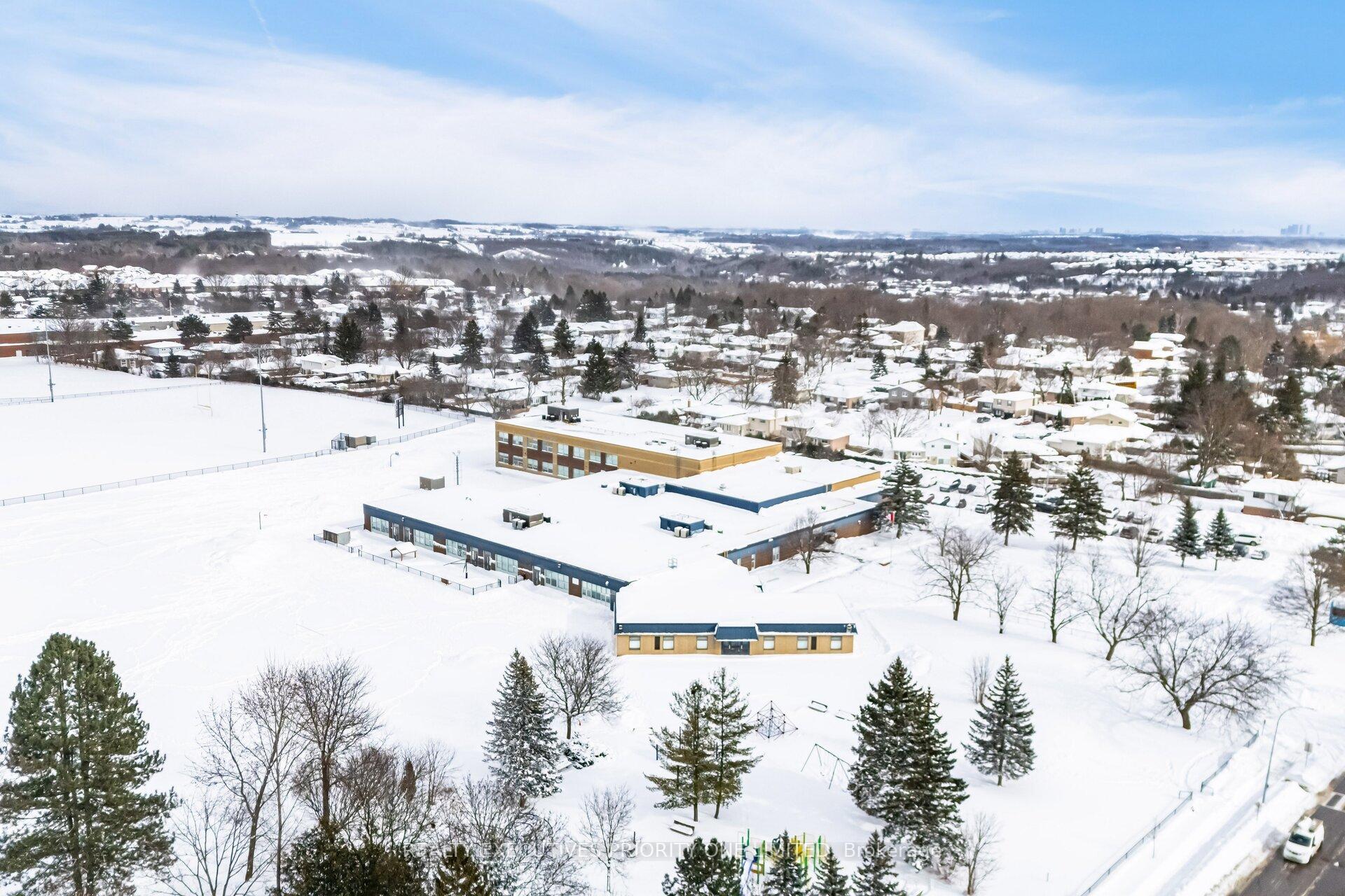 Photo 36 of 365 Kingsview Drive, Caledon, Bolton North — HOMEH