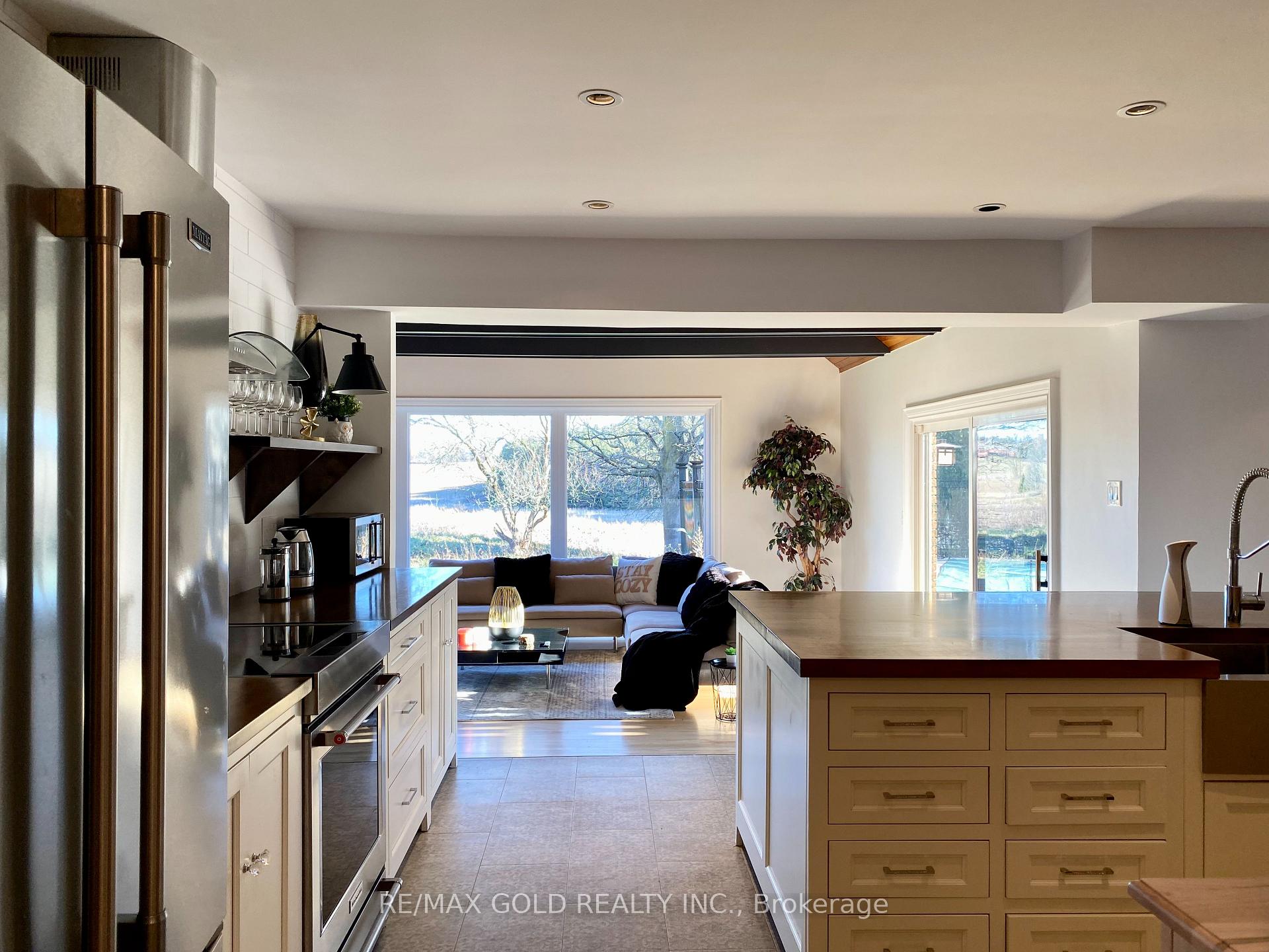 Photo 8 of 10155 Castlederg Road, Caledon, Caledon East — HOMEH