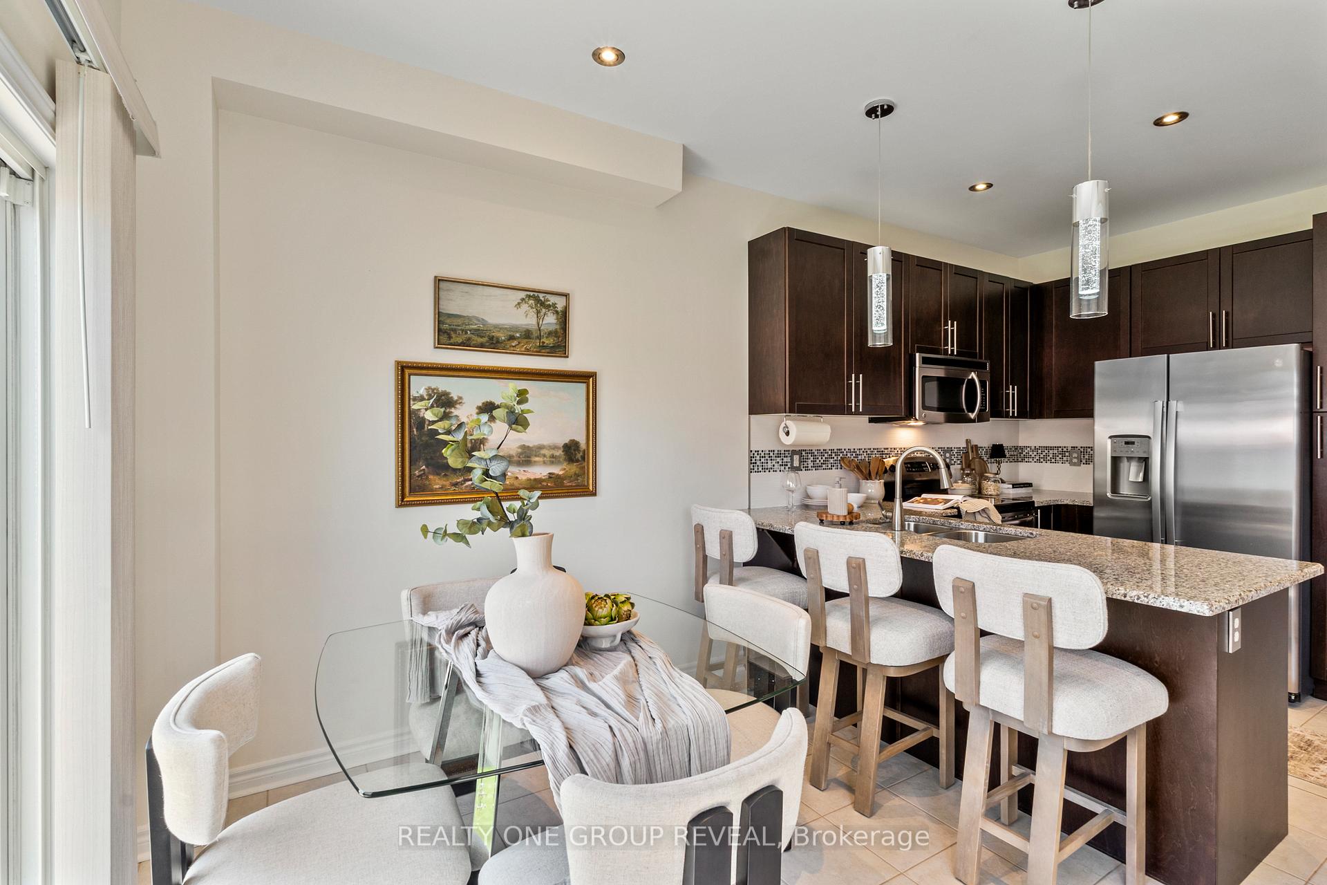 Photo 15 of 111 Glen Eagles Drive, Clarington, Courtice — HOMEH