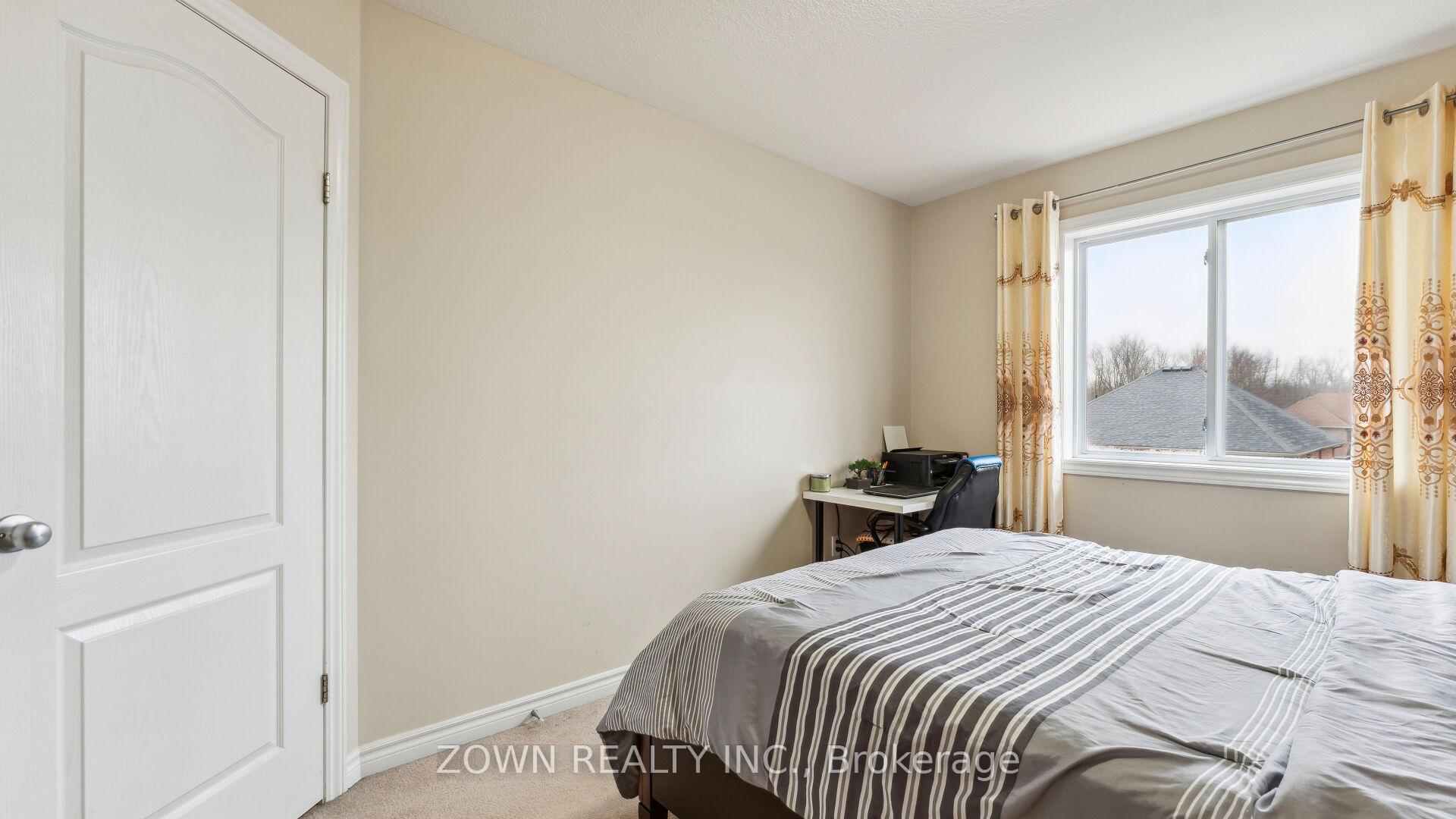 Photo 14 of 65 Curzon Crescent, Guelph, Willow West/Sugarbush/West Acres — HOMEH