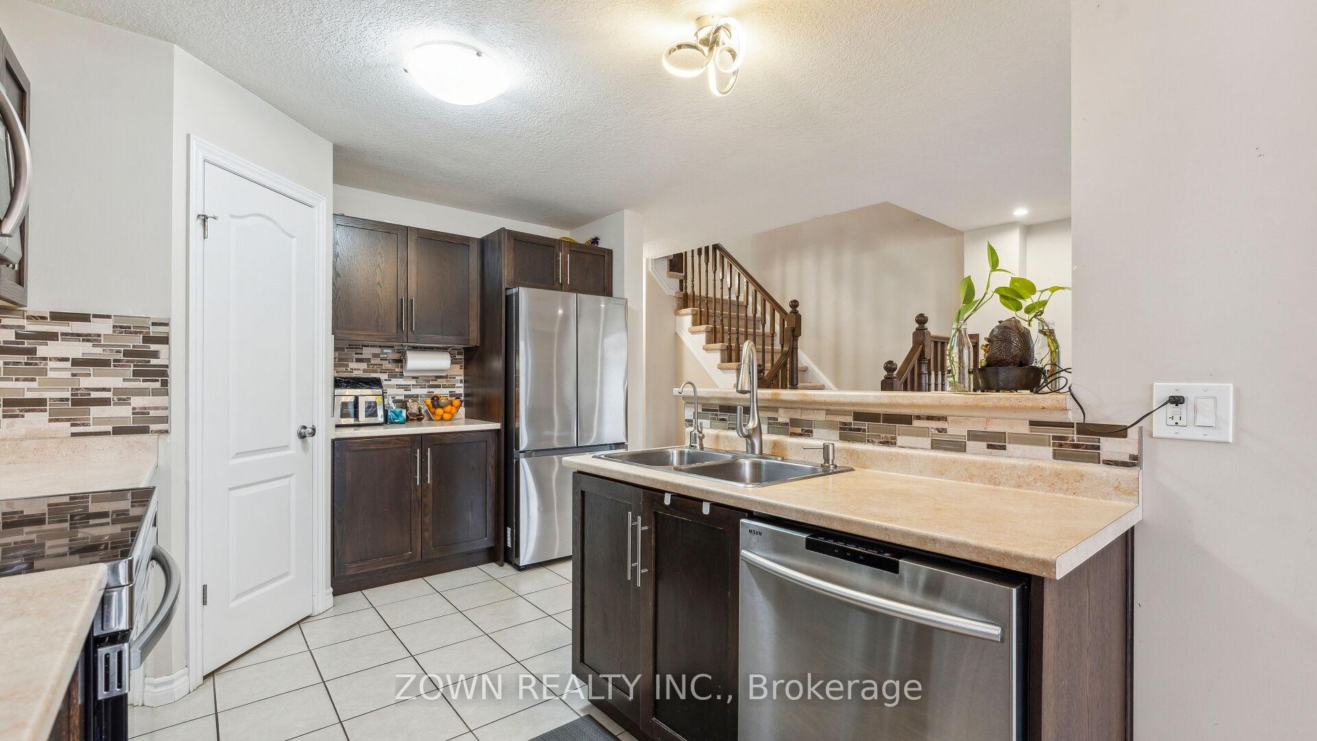 Photo 20 of 65 Curzon Crescent, Guelph, Willow West/Sugarbush/West Acres — HOMEH