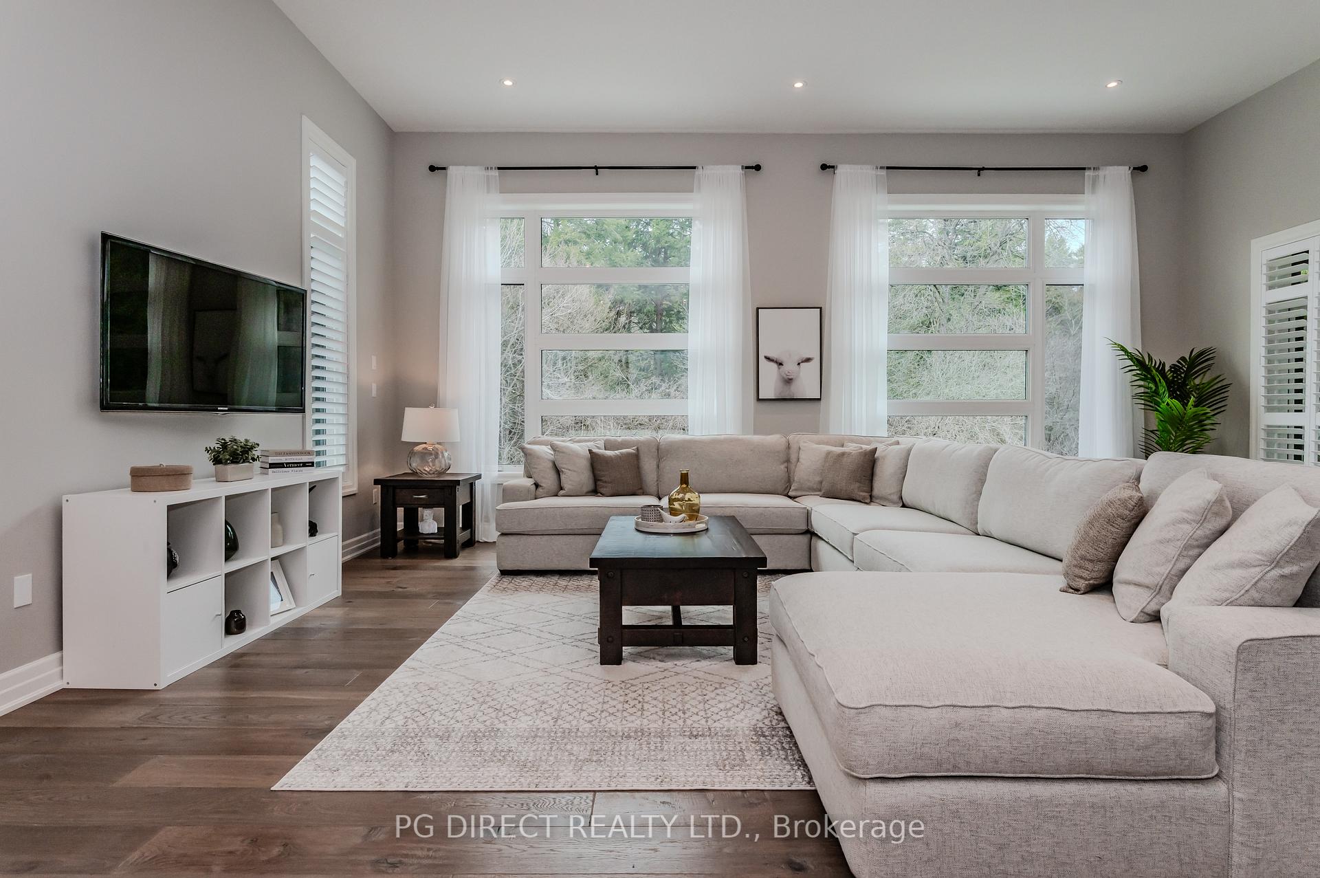 Photo 5 of 19 Owens Way, Guelph, Kortright East — HOMEH