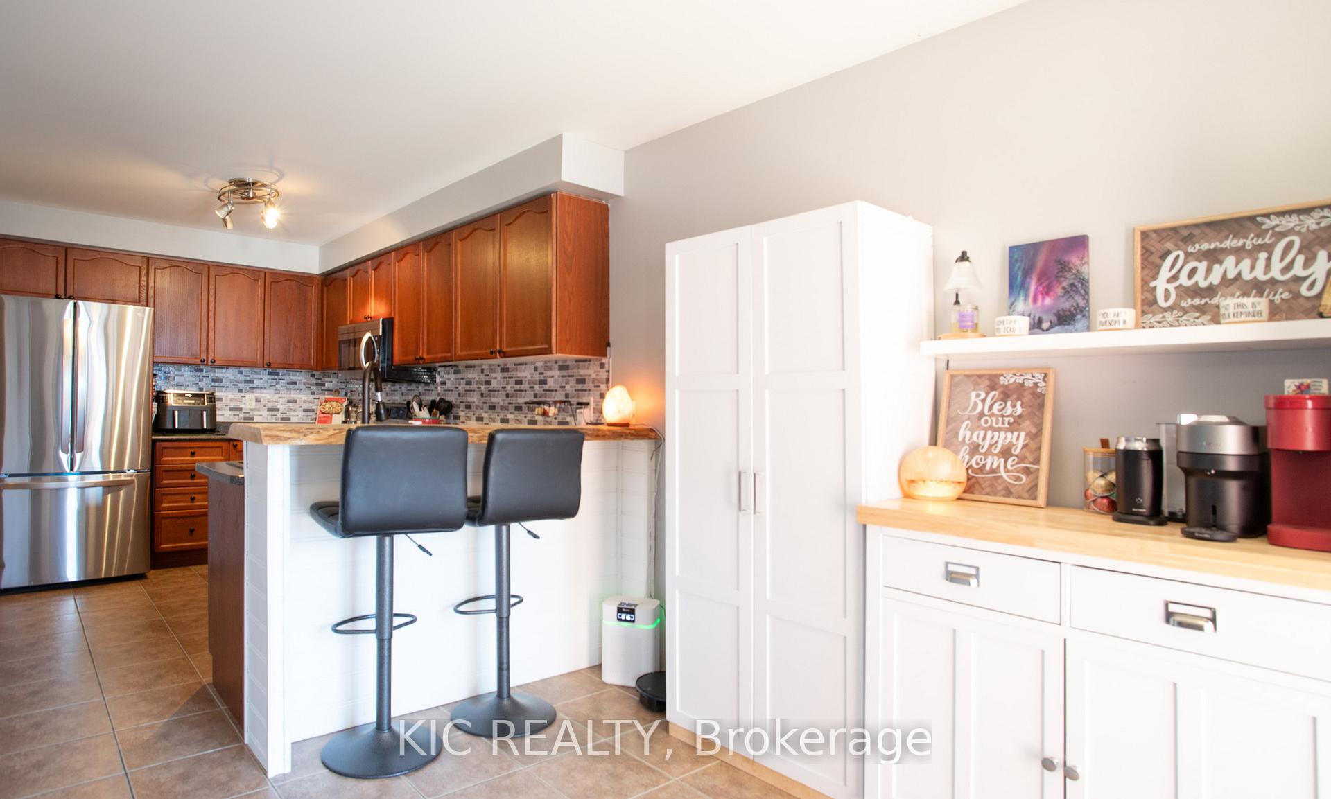 Photo 12 of 12 Bannister Street, Clarington, Bowmanville — HOMEH
