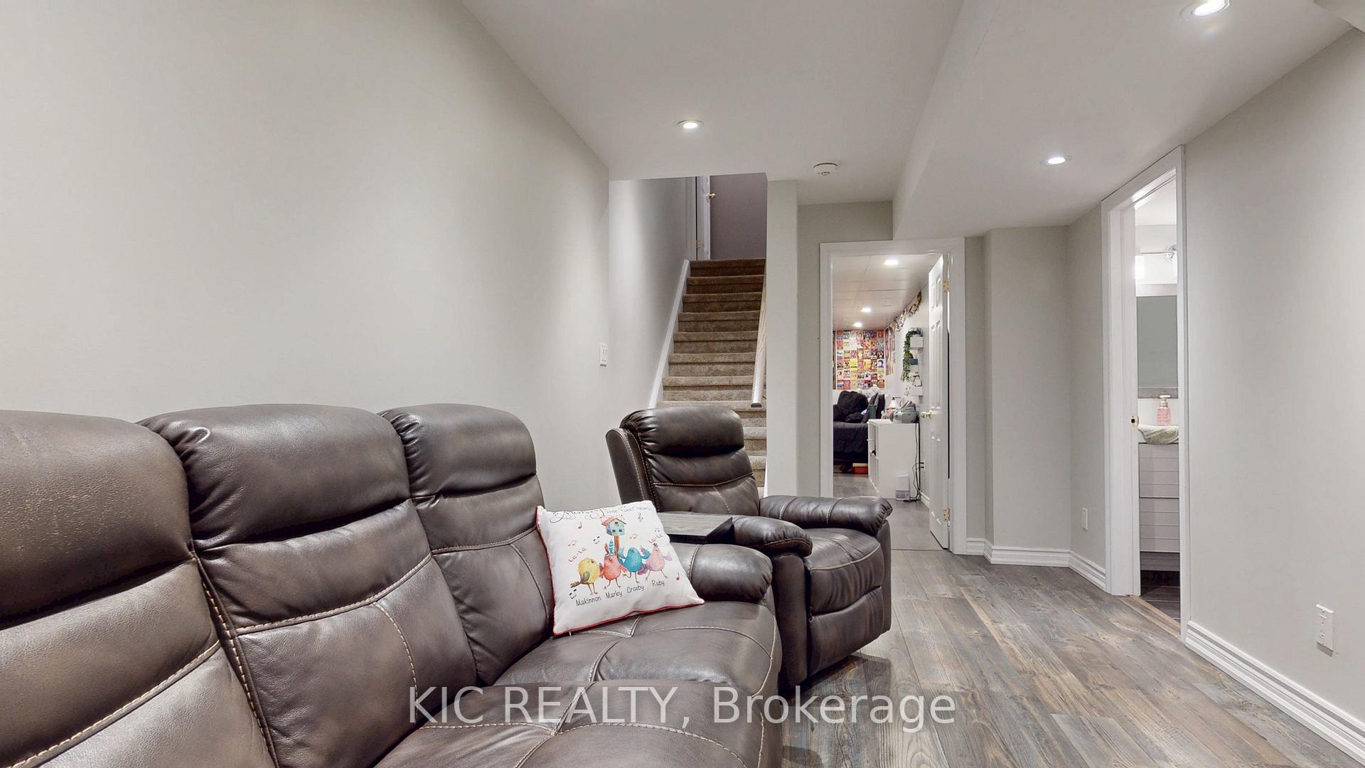 Photo 24 of 12 Bannister Street, Clarington, Bowmanville — HOMEH