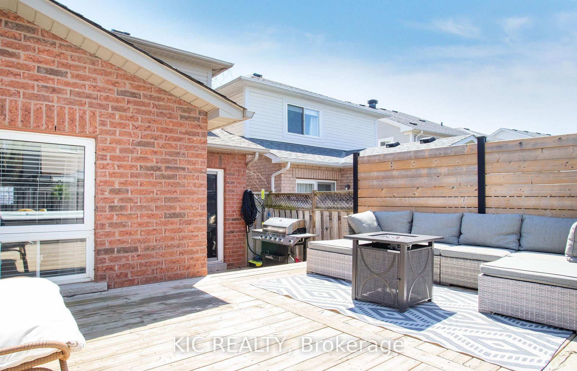 Photo 35 of 12 Bannister Street, Clarington, Bowmanville — HOMEH