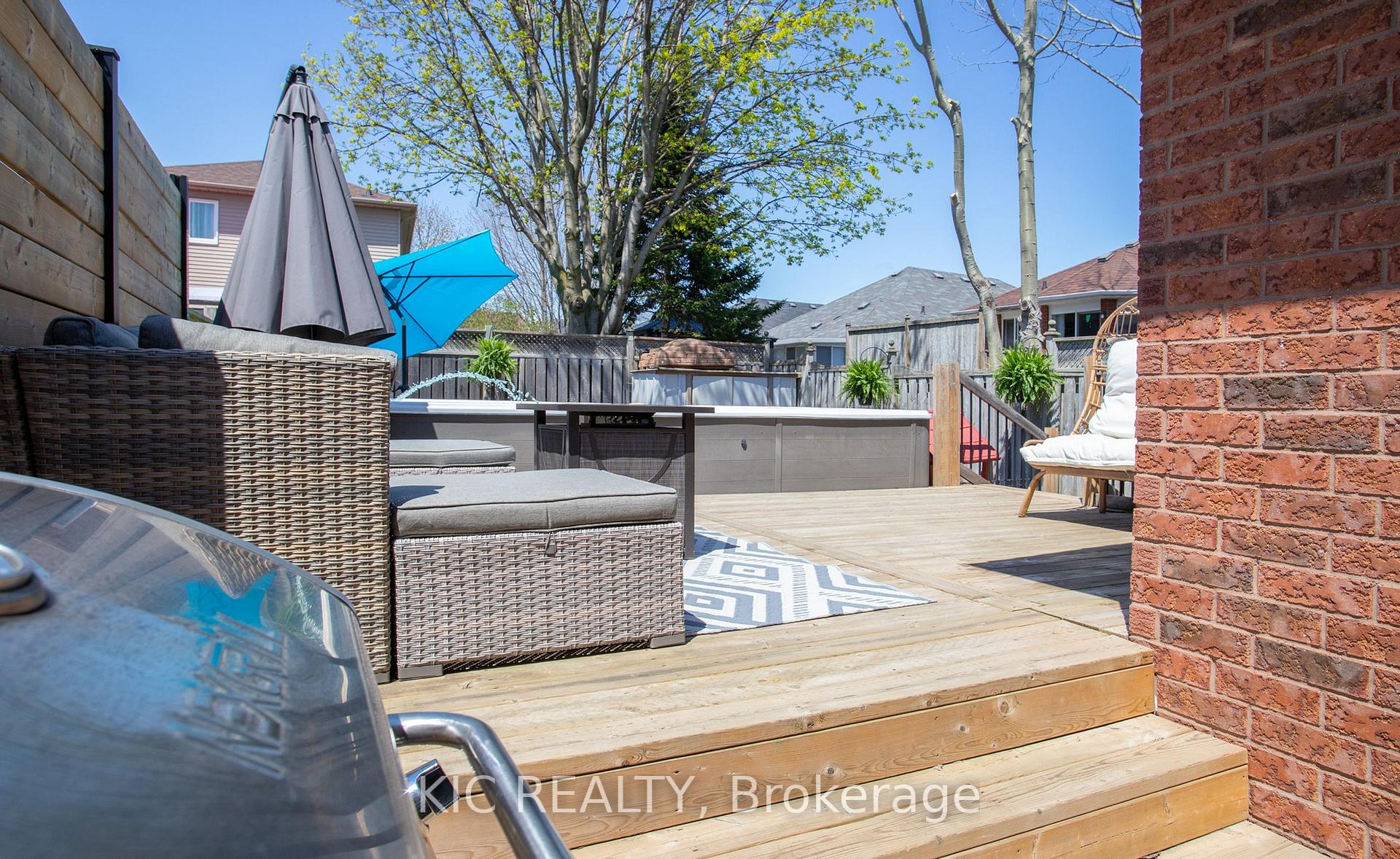 Photo 36 of 12 Bannister Street, Clarington, Bowmanville — HOMEH