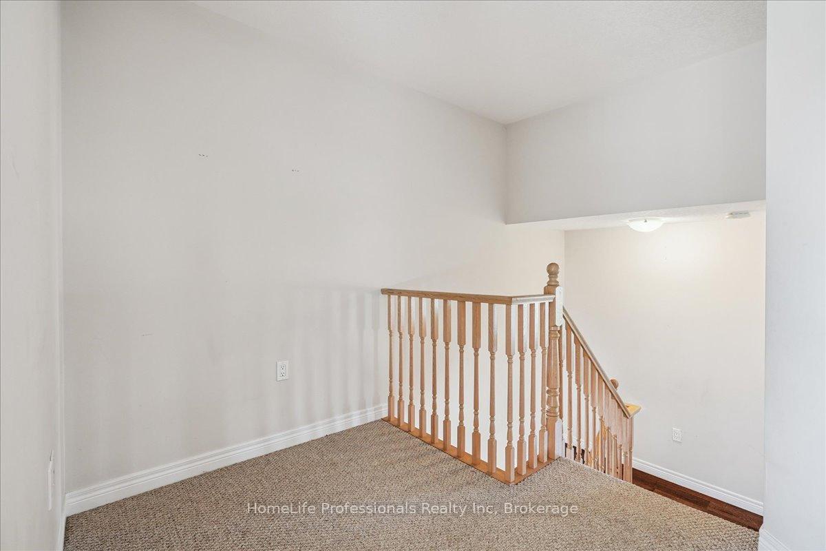 Photo 21 of 85 Charleswood Crescent, Hamilton, Rural Glanbrook — HOMEH