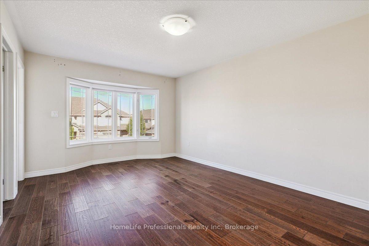 Photo 23 of 85 Charleswood Crescent, Hamilton, Rural Glanbrook — HOMEH