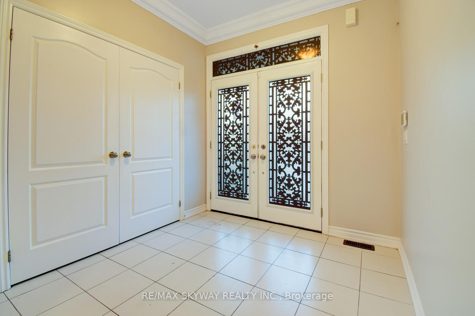 Photo 3 of 25 Helderman Street S, Caledon, Rural Caledon — HOMEH