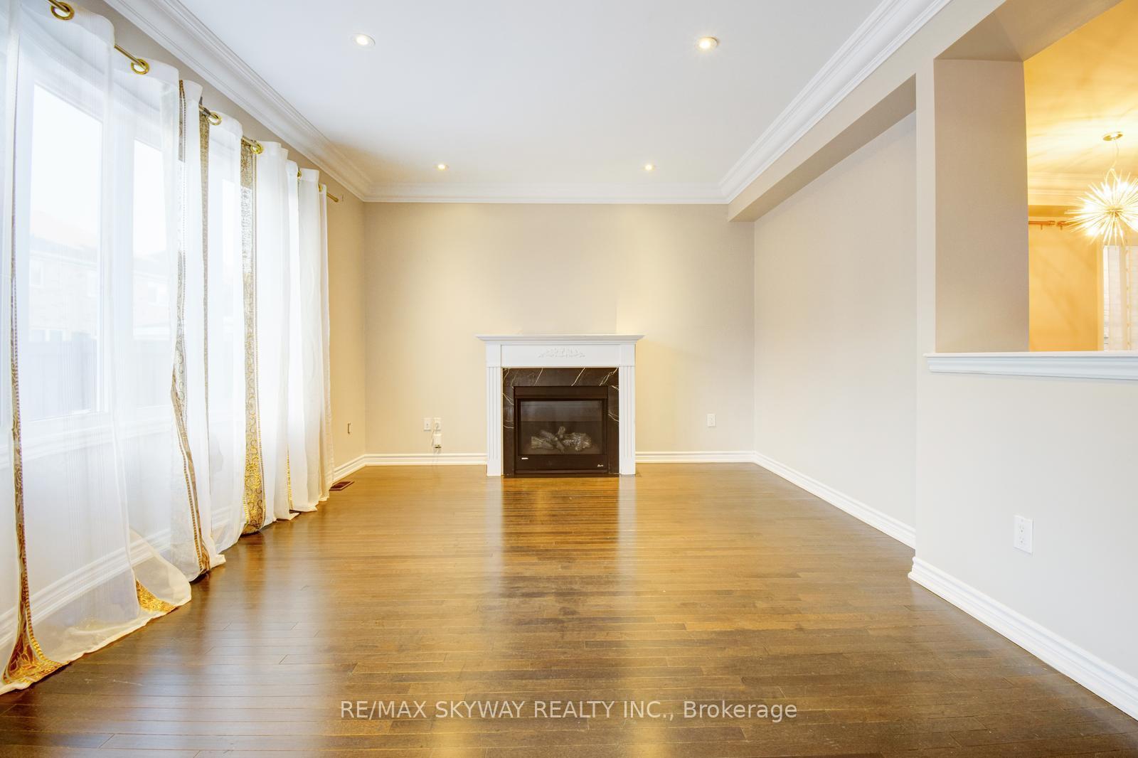Photo 5 of 25 Helderman Street S, Caledon, Rural Caledon — HOMEH