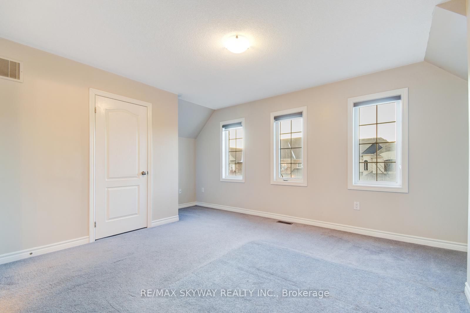 Photo 18 of 25 Helderman Street S, Caledon, Rural Caledon — HOMEH