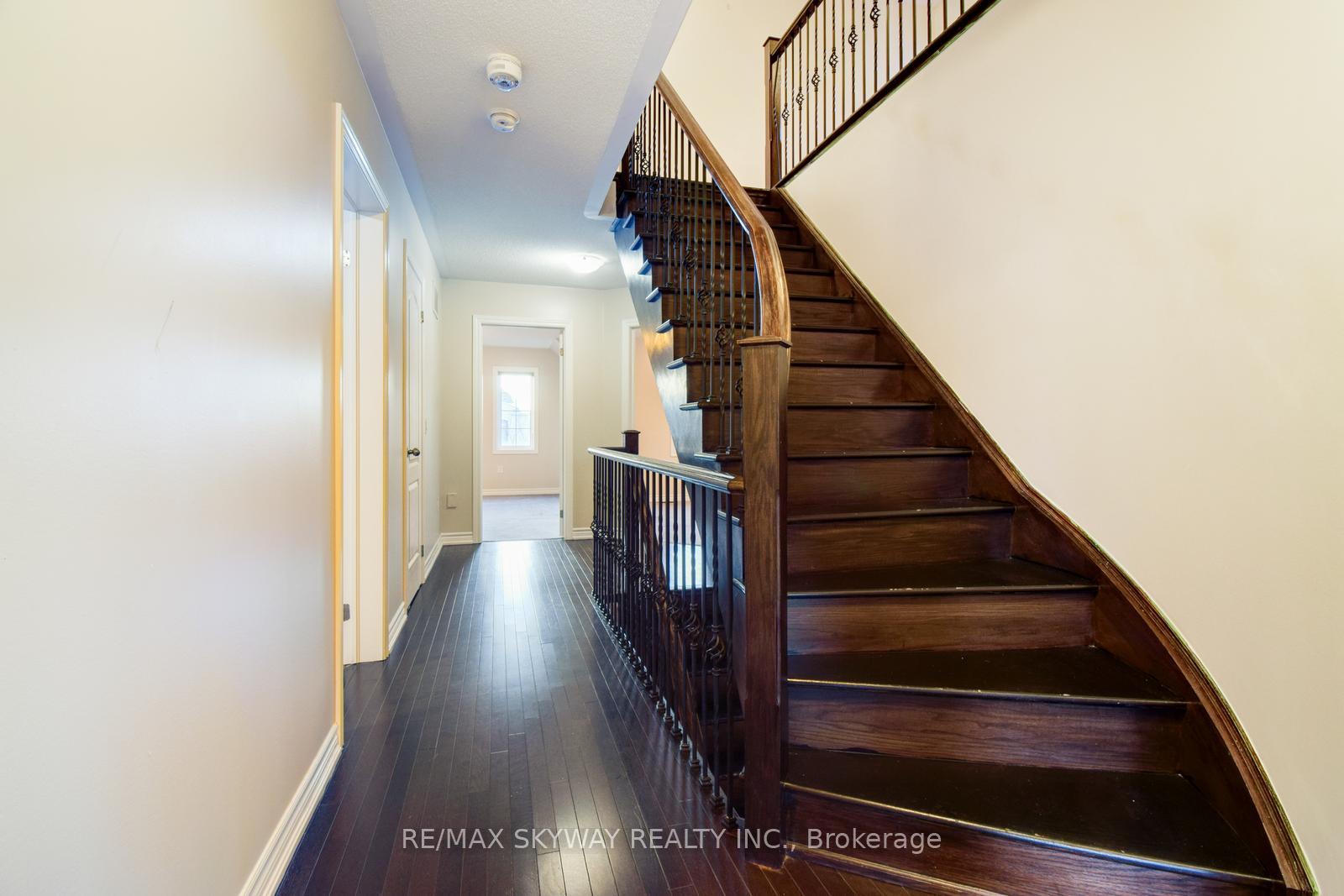 Photo 26 of 25 Helderman Street S, Caledon, Rural Caledon — HOMEH