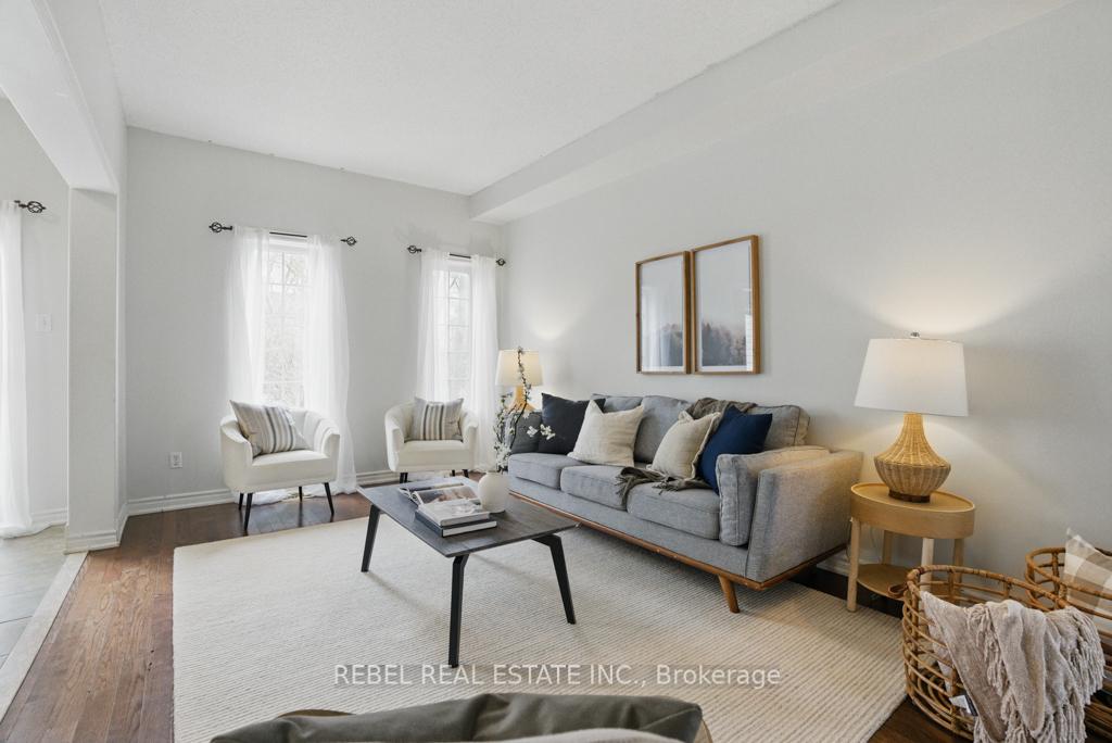 Photo 8 of 33 Hanna Drive, Clarington, Bowmanville — HOMEH