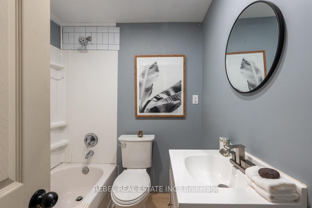 Photo 27 of 33 Hanna Drive, Clarington, Bowmanville — HOMEH