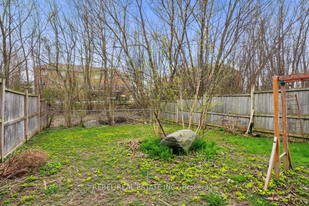 Photo 31 of 33 Hanna Drive, Clarington, Bowmanville — HOMEH