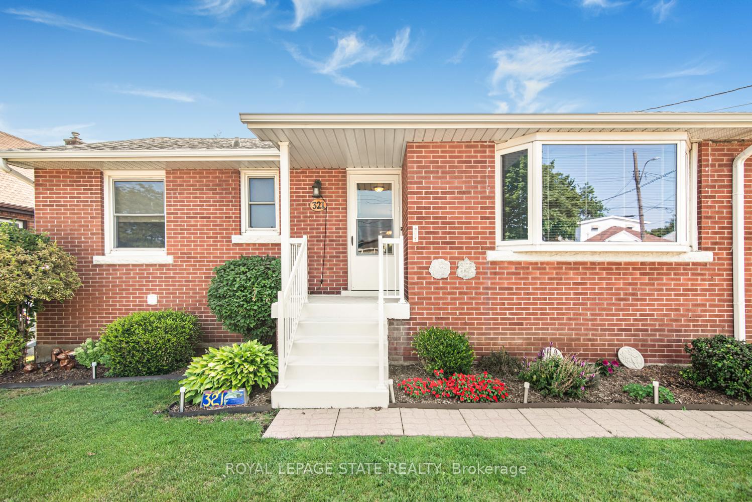 Photo 3 of 321 East 15th Street, Hamilton, Hill Park — HOMEH