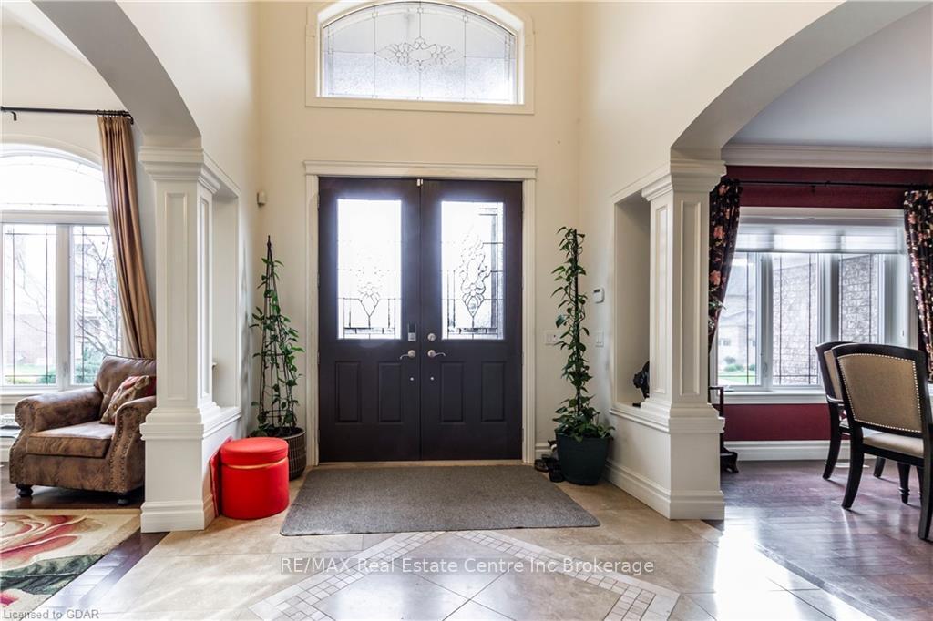 Photo 5 of 59 Dominion Drive, Guelph, Pineridge/Westminster Woods — HOMEH