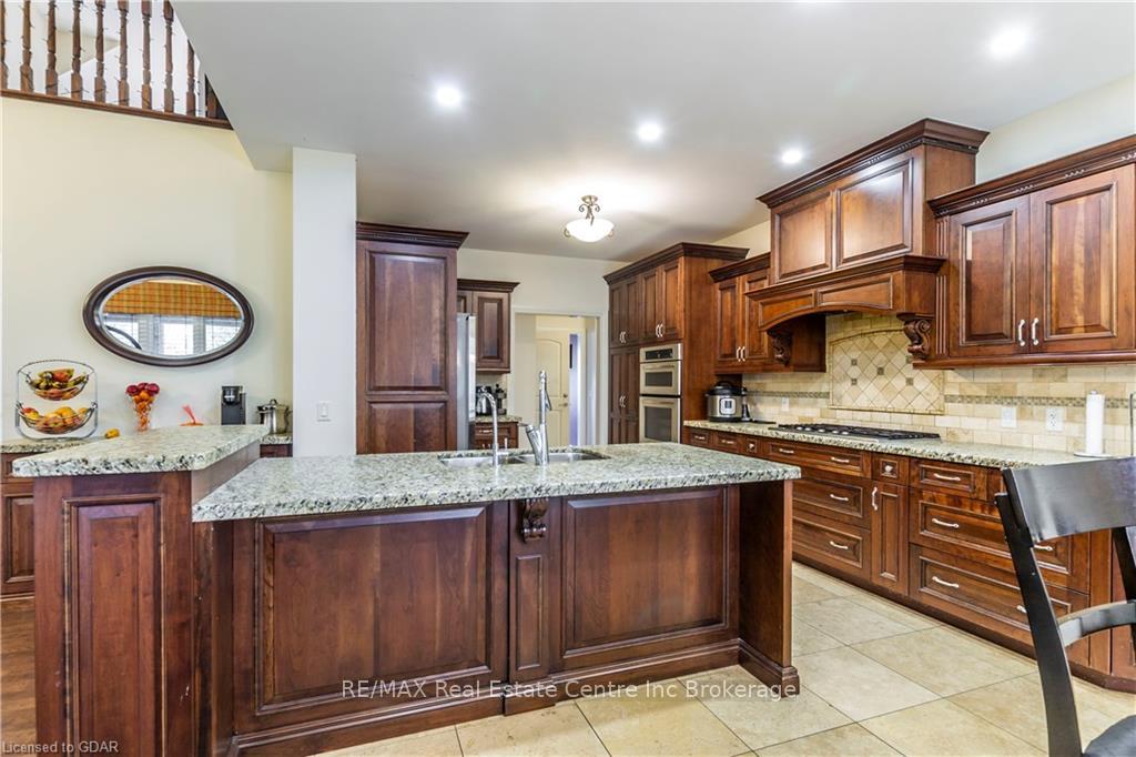 Photo 10 of 59 Dominion Drive, Guelph, Pineridge/Westminster Woods — HOMEH