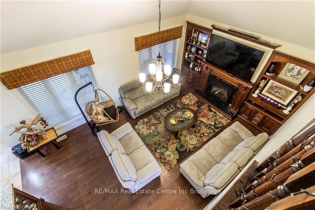 Photo 18 of 59 Dominion Drive, Guelph, Pineridge/Westminster Woods — HOMEH