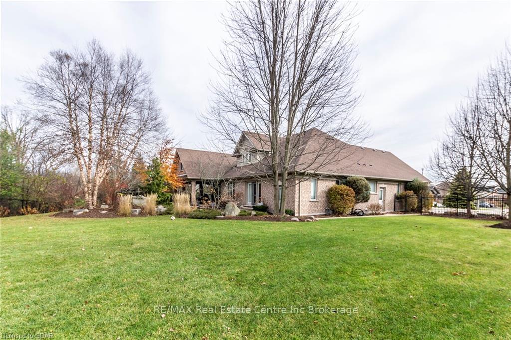 Photo 40 of 59 Dominion Drive, Guelph, Pineridge/Westminster Woods — HOMEH