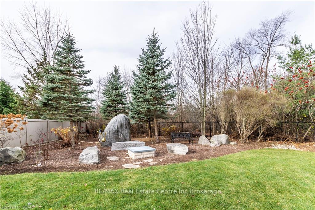 Photo 42 of 59 Dominion Drive, Guelph, Pineridge/Westminster Woods — HOMEH