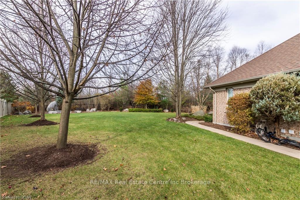 Photo 43 of 59 Dominion Drive, Guelph, Pineridge/Westminster Woods — HOMEH