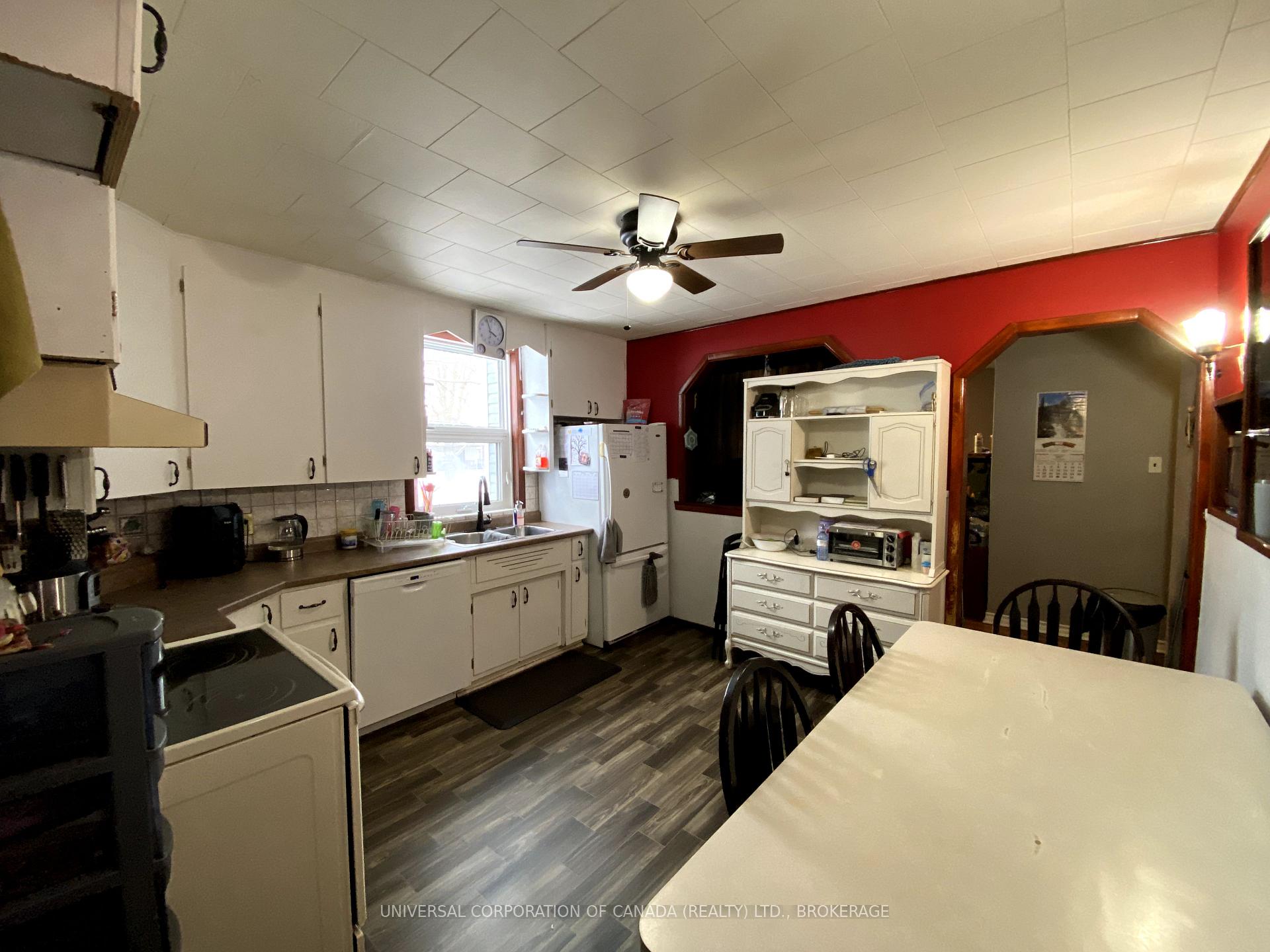 Photo 4 of 181 Elk Street, Aylmer — HOMEH