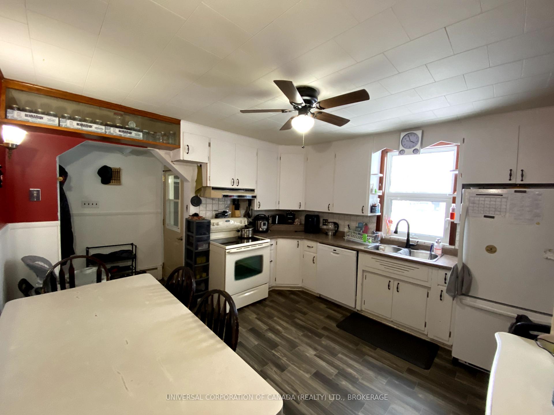 Photo 9 of 181 Elk Street, Aylmer — HOMEH
